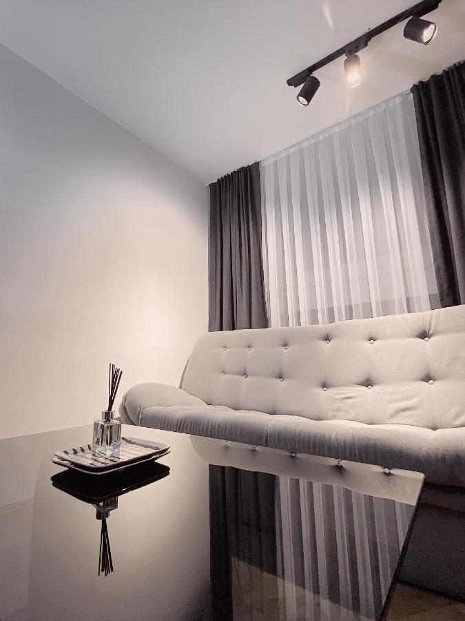 Diamond Apartment Prishtina 2 Pristina Buitenkant foto