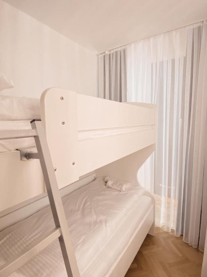 Diamond Apartment Prishtina 2 Pristina Buitenkant foto